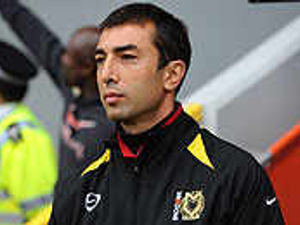 Supporting image for story: Hutchings hails Dons boss Di Matteo