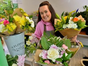 Supporting image for story: Mobile florist hopes to bloom in top competition only a year after qualifying