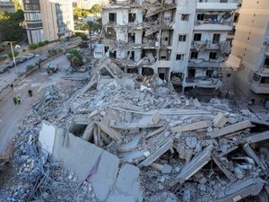 Supporting image for story: Netanyahu suggests Israel might not complete withdrawal from Lebanon by deadline