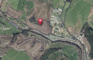 Where the lodges would be placed within the Red Kite holiday park - from UK Grid Reference Finder.