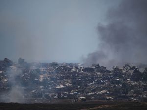 Supporting image for story: More than a dozen killed in Israeli attacks on Gaza