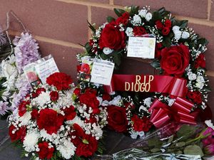 Supporting image for story: Liverpool ‘devastated’ by death of Diogo Jota in car crash