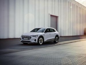 Supporting image for story: Audi introduces entry-level e-tron