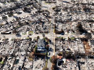 Supporting image for story: Climate change made devastating LA fires more likely, scientists say