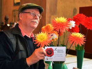 Supporting image for story: Blooming beautiful - judges praise entries to Bridgnorth show in poor growing season