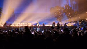 Hundreds of fans filled Wolverhamtpon's The Halls, making for an amazing show