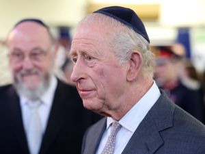 Supporting image for story: King meets ‘hero’ survivors of Manchester synagogue attack