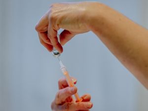 Supporting image for story: Wolverhampton vaccination site temporarily closed due to staff Covid cases