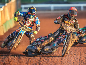 Supporting image for story: Sam Masters: Wolverhampton Wolves can overturn big deficit