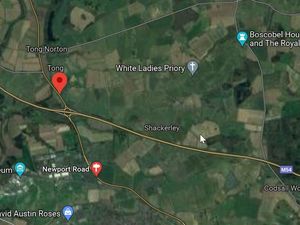 Supporting image for story: Police appeal after robbery in Tong