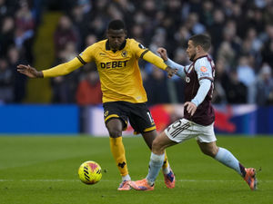 Supporting image for story: Aston Villa 1 Wolves 0: Kamara strike wins it but battling Wolves show pride