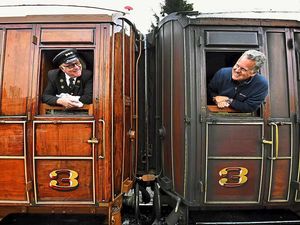 Supporting image for story: Massive turnout to see Flying Scotsman