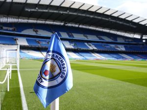 Supporting image for story: Manchester City freeze season ticket prices for 2025-26 season