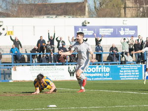 Supporting image for story: Striker Jason Oswell confirms AFC Telford United departure
