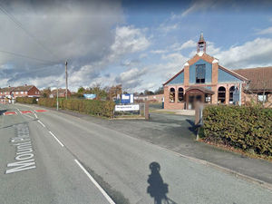 Supporting image for story: Man robbed by group with blade in 'nasty' Shrewsbury attack