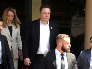 Supporting image for story: Tesla shareholders ask investors to vote against Musk’s compensation package