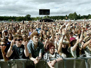 Supporting image for story: First V Festival tickets to go on sale