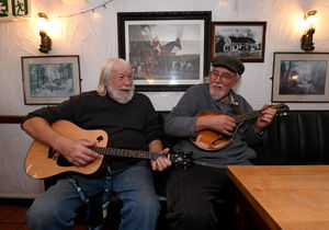 Will Cockin and Phil Law put on a performance at the Barley Mow