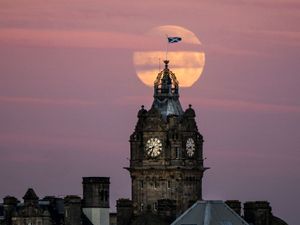 Supporting image for story: Skygazers advised to ‘wrap up warm’ to see Wolf supermoon this Saturday