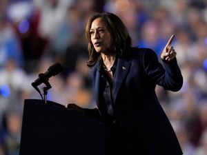 Supporting image for story: Harris and Trump target Michigan as both try to shore up ‘blue wall’ votes