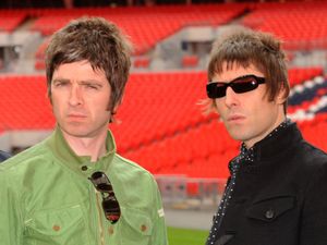 Noel and Liam Gallagher at Wembley Stadium in 2008