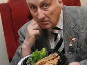 Supporting image for story: Frozen meals defended after residents' gripes