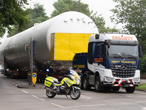 Supporting image for story: Second giant oxygen tank travelling through Staffordshire