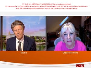 Supporting image for story: Dorries reluctant to say if she has spoken to PM during awkward BBC interview