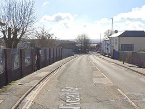 Supporting image for story: Three released on bail as police probe into man's death in Dudley continues