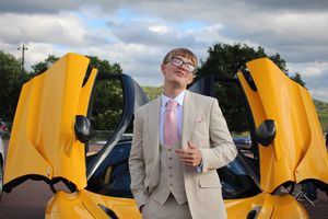 Sam Weaver arriving in style