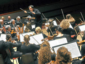 Supporting image for story: Christmas cracker for CBSO at Symphony Hall