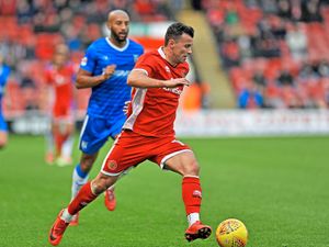 Supporting image for story: Dean Keates keeping a keen Walsall eye on Zeli Ismail 
