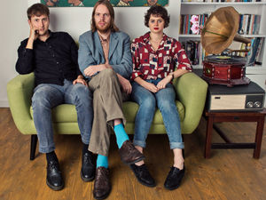 Supporting image for story: Unsigned Birmingham band Odmansbox plot next EP release