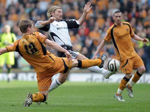 Supporting image for story: Derby 2 Wolves 3