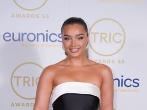 Supporting image for story: Au Vodka ads banned for targeting under-age teenagers