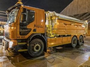 Supporting image for story: Motorists urged to give space to gritters