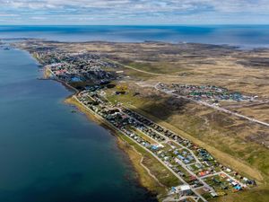 Supporting image for story: UK resolutely committed to Overseas Territories, minister says