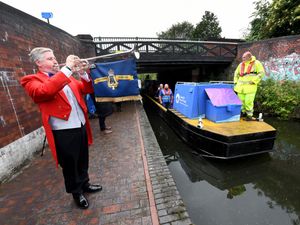 Supporting image for story: 'It's amazing to be open again' - Poisoned Walsall canal reopens more than 10 months after devastating toxic chemical leak