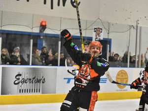 Supporting image for story: Telford Tigers hit six of the best to see off Raiders