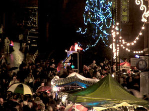 Supporting image for story: Thousands head to Bewdley lights festival