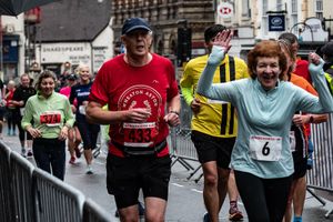 Gloria Williams (number 6) already looks like she’s got that winning feeling before going on to scoop the first female 70-79 years prize. Gloria is showing a clean pair of heels to Tony Sharpe (433) and Clare Edwards (374).