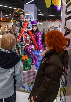 Kinky Boots cast at Birmingham Bullring and Grand Central. Picture by: Simon Hadley