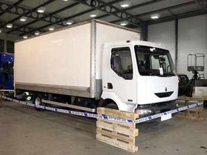 Supporting image for story: Decline in number of raids on lorries