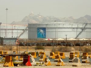 Supporting image for story: Saudi Arabia to sell second slice of shares in oil giant Aramco