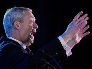 Supporting image for story: PM under ‘immense’ pressure over grooming gangs inquiry, says Farage