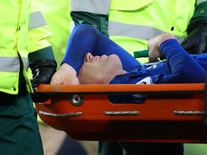 Supporting image for story: Kevin Phillips: Players have best chance of recovery

