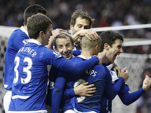 Supporting image for story: Ridgewell and Larsson set to stay