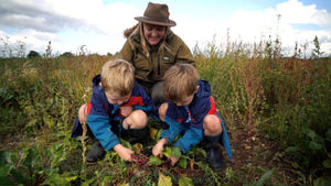 The event will see families get hands-on picking fruit and veg to take home and cook