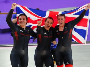 Supporting image for story: ‘It doesn’t get much better than that’ – Team GB win women’s team sprint gold