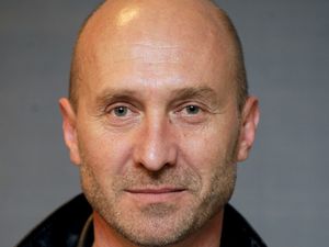 Supporting image for story: Top Gear ‘should be learning from failures, not pausing the show’